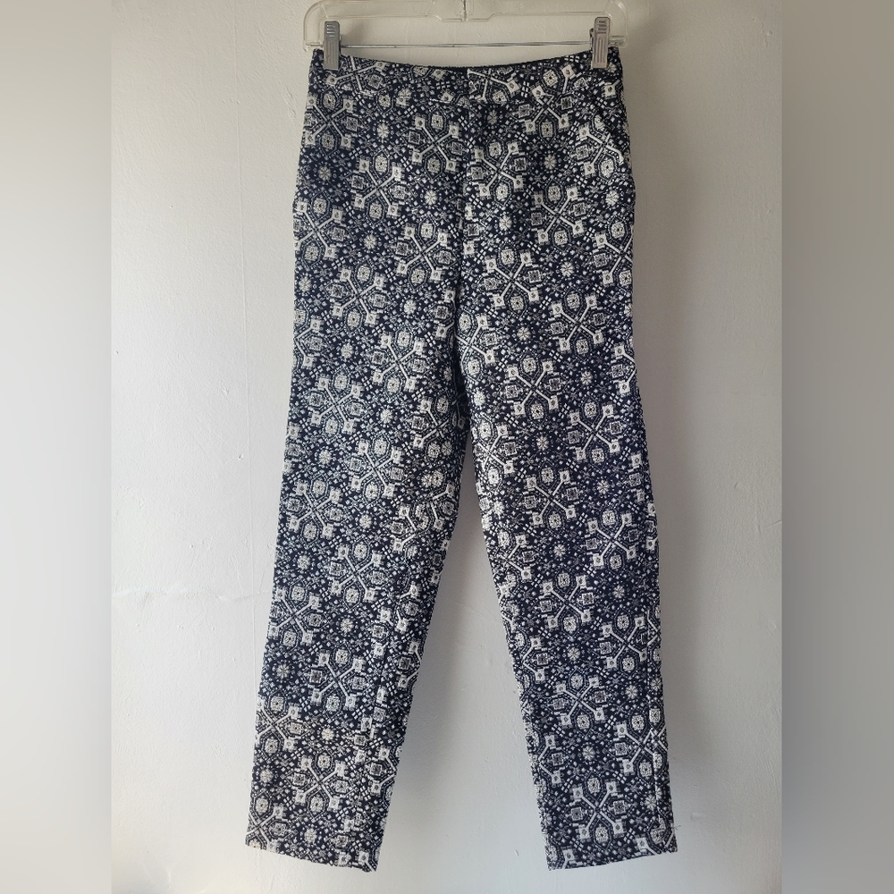 Cropped trousers